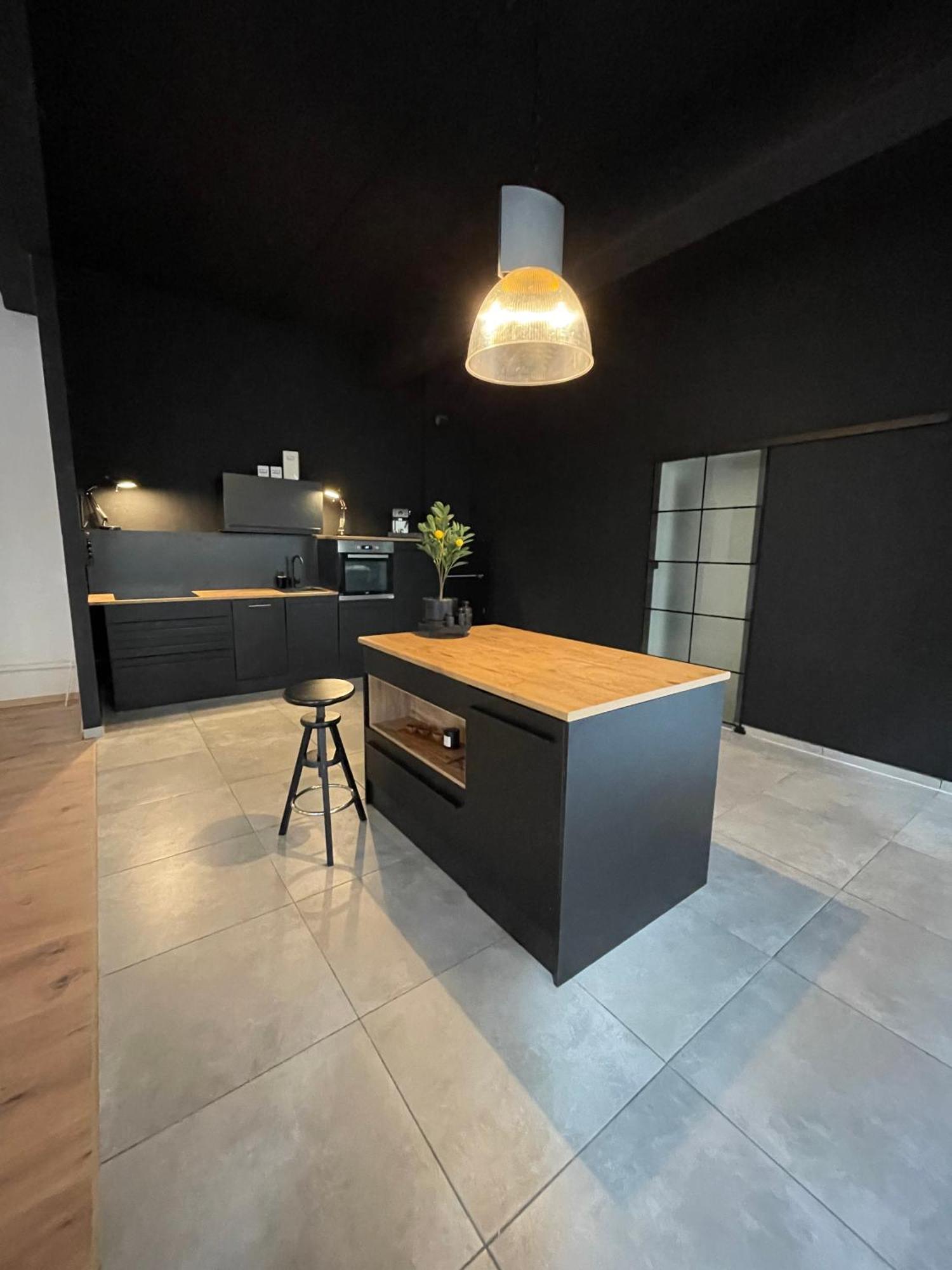 Design Loft - 200Qm2 - Heimkino - Bestlage - Parkplatz Wiesbaden Eksteriør billede
